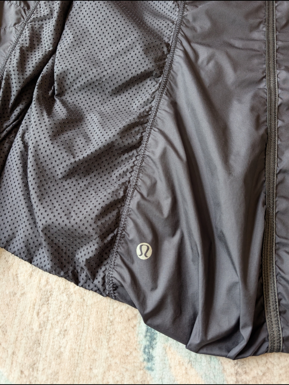 lululemon athletica Womenโs Black Windbreaker Jacket